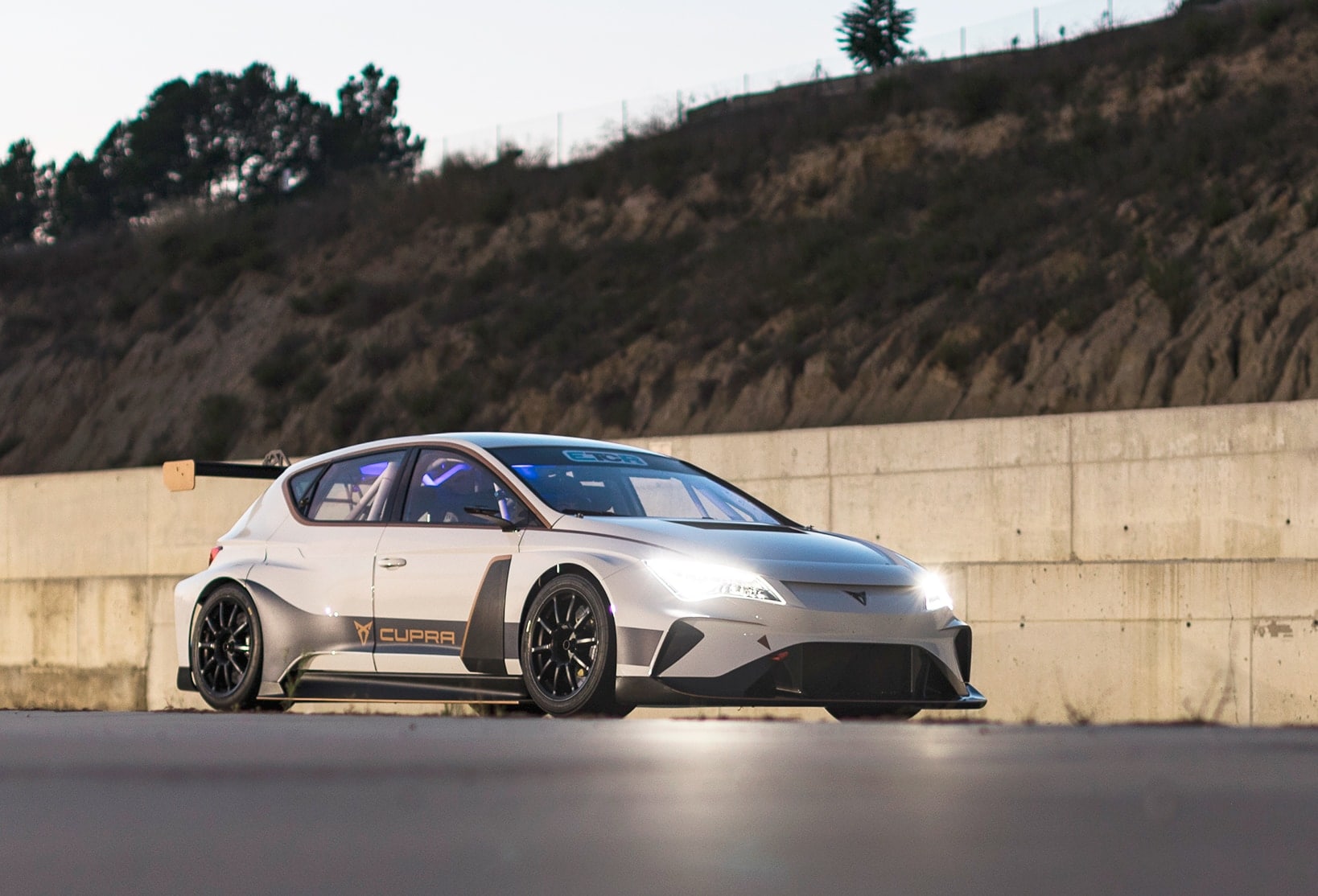  CUPRA TCR a la pista